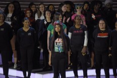 US policeman fatally shoots black guard who detained gunman