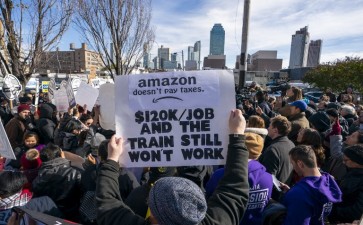 Scores protest against new Amazon HQ in Queens, New York