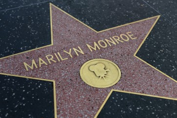 Marilyn Monroe's Golden Globe sells for record $250,000 at auction