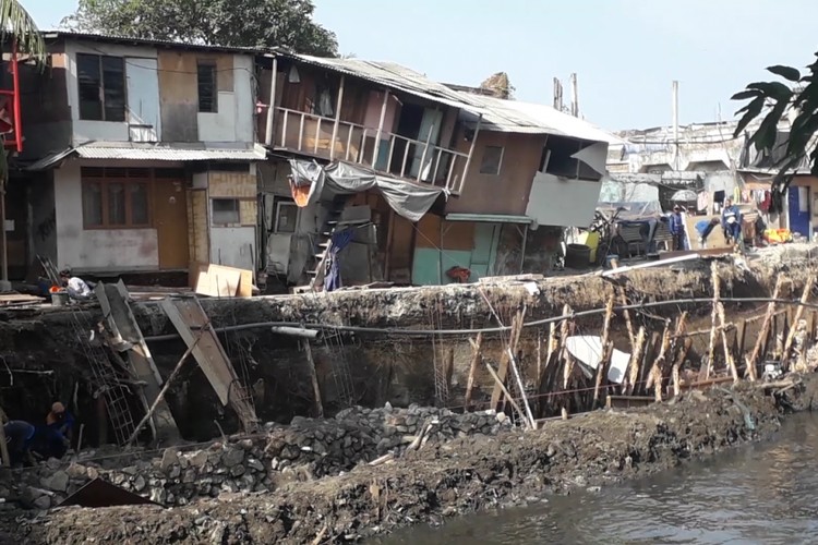 Jakarta  sinking  fast Experts City  The Jakarta  Post