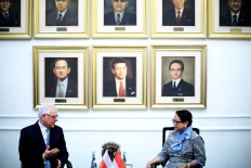 Top diplomat&rsquo;s job deemed secure as race for Cabinet posts heats up