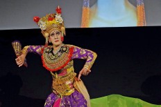 The many sides of Didik Nini Thowok