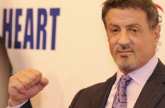 Stallone says hanging up his Rocky gloves
