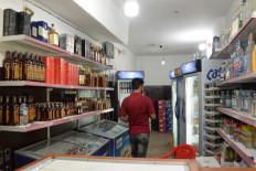 With the jihadists gone, booze is back in Iraq's Mosul