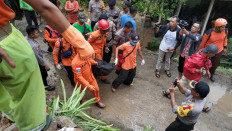 Eight in Bali and East Java die in landslides