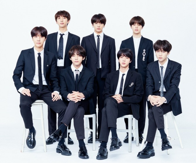 BTS’ team sweeps four awards at 2018 MAMA in Seoul - Entertainment ...