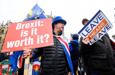 A very British protest as anger boils over at Brexit delay  