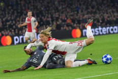 Bayern top group after six-goal thriller at Ajax