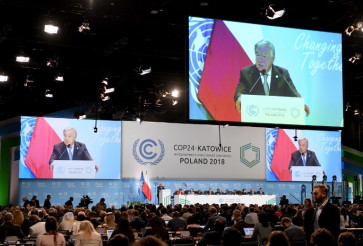 UN climate summit set for tense finale as nations sound alarm
