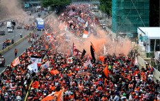  'Jakmania' celebrate Persija victory with parade