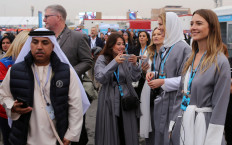 Western tourists trickle into Saudi Arabia as it tries to open up