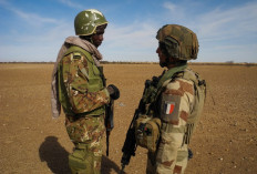 Two French soldiers killed in rescue of four hostages in Burkina Faso