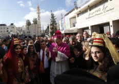 Pilgrims gather in Bethlehem to celebrate Christmas Eve