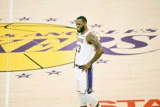 A rare James trading card from his rookie season in the NBA with the Cleveland Cavaliers -- one of only 23 manufactured -- sold for $1.8 million ($1.57 million euros) on Saturday, Goldin Auctions said.