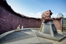 Art of kamishibai helps children get ready for next tsunami