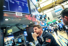 Global stock markets pull back after record run