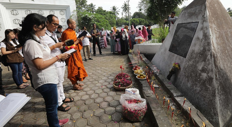 Community disaster resilience to mitigate the loss of lives: 14th Anniversary of...