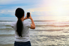 It's normal to take a selfie in disaster-stricken areas: Social media observer