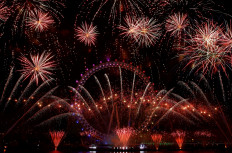 World welcomes 2019 with fireworks and festivities