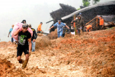 Secondary landslides hamper Sukabumi rescue efforts