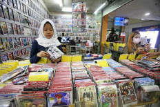 Pirated DVD business struggles amid streaming trend