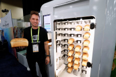 Breadmaking robot startup eyes fresh connections