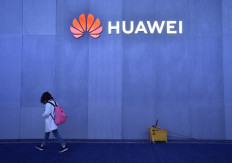 US charges Huawei in technology theft, sanctions violations