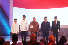 Clerics who enlighten, clerics who frighten