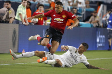 Real Madrid take top spot from Man Utd in 'money league'