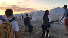 Netflix, Hulu go head-to-head with Fyre Festival documentaries