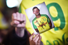 Man arrested on suspicion of manslaughter over Emiliano Sala death: Police