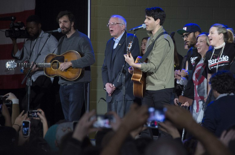 Vampire Weekend Bon Iver To Stump For Bernie Sanders Entertainment The Jakarta Post