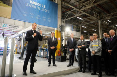 Macron says France wants to keep Renault-Nissan 'balance'