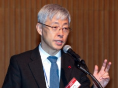 Moon’s economic adviser quits over Southeast Asia remark