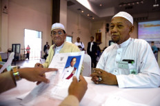 Politicos register for Thailand's first election since 2014 coup