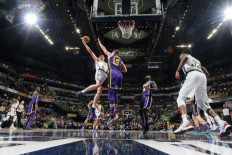 Pacers thump Lakers 136-94, Clippers rally