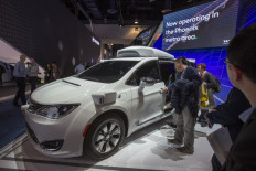 Report: Renault-Nissan to work with Google&rsquo;s Waymo on driverless cars