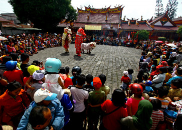 ‘Barongsai’ performance in diverse Malang