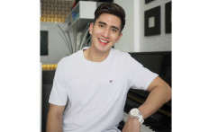 Dining with a star? App offers intimate dinner with Verrell