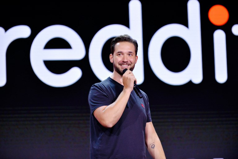 Reddit co-founder quits board and asks for black replacement — George Floyd
