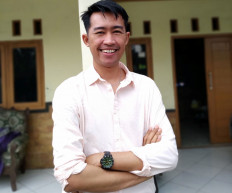 ‘Not A Virgin’ author brings his books to English readers