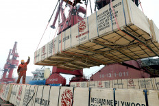 Improved trade deficit did little for economy, experts say