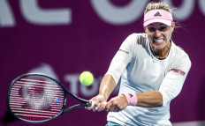 Halep, Kerber battle through to Qatar semi-finals