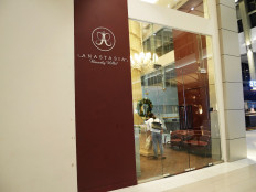 Anastasia Beverly Hills is back in the eyebrow game