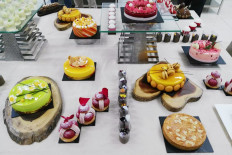 Pastry creations are presented at the inauguration of APCA Indonesia.