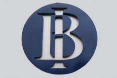 Forex reserves decline by $200 million in April