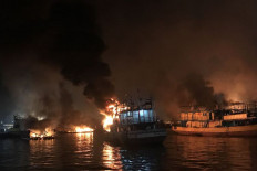 Dozens of vessels catch fire in Muara Baru, three injured