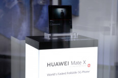 China's Huawei unveils 5G phone with foldable screen