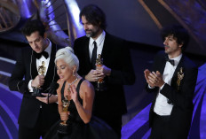 Lady Gaga takes Oscar for best original song