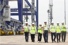 North Sumatra port debuts in global container business